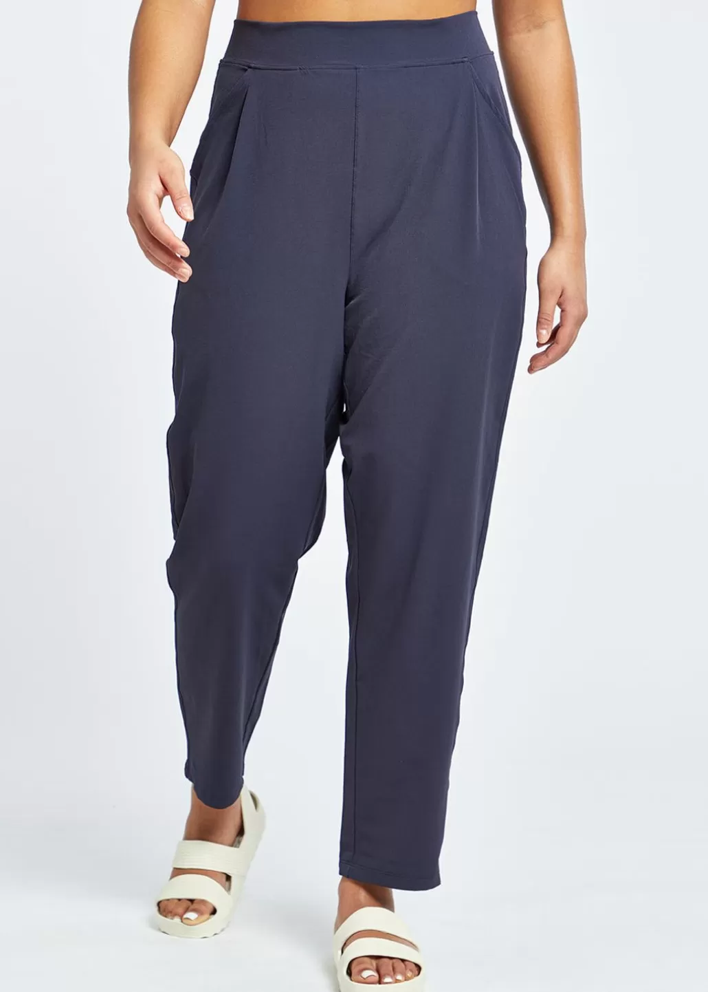 Oiselle Lauren Feeling Bookish Pants Flash Sale